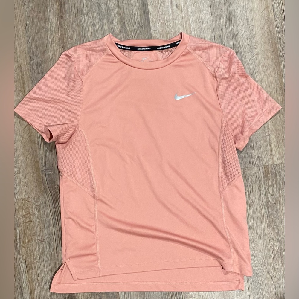 Women’s Nike Running/Workout Top